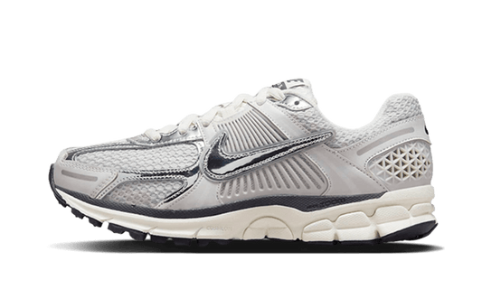 Nike Zoom Vomero 5 Photon Dust Argent Métallisé